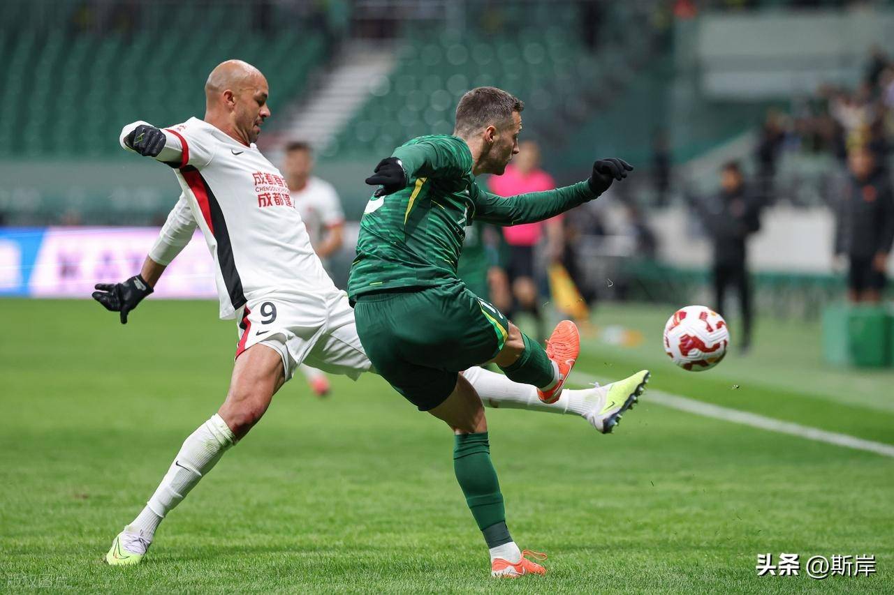 乐动体育官方网址包含赛前欧篮联焦点战，成都蓉城防线松动，引发热议，团队化学反应显著的词条